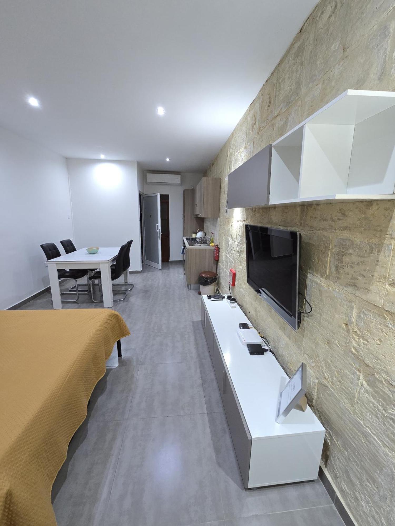 Sqaq Numru 1 Accomodation Hotel ราบัต ภายนอก รูปภาพ