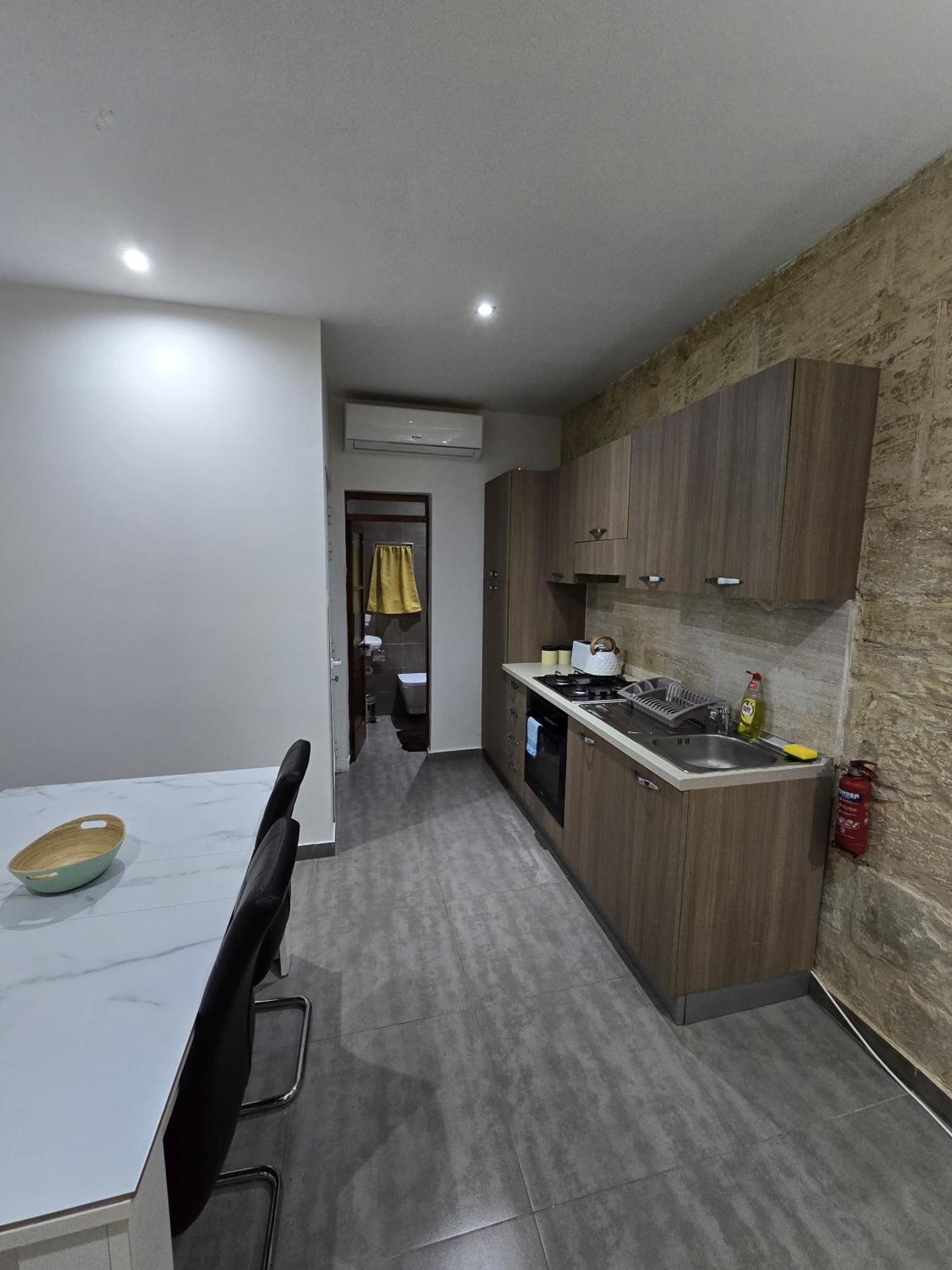 Sqaq Numru 1 Accomodation Hotel ราบัต ภายนอก รูปภาพ
